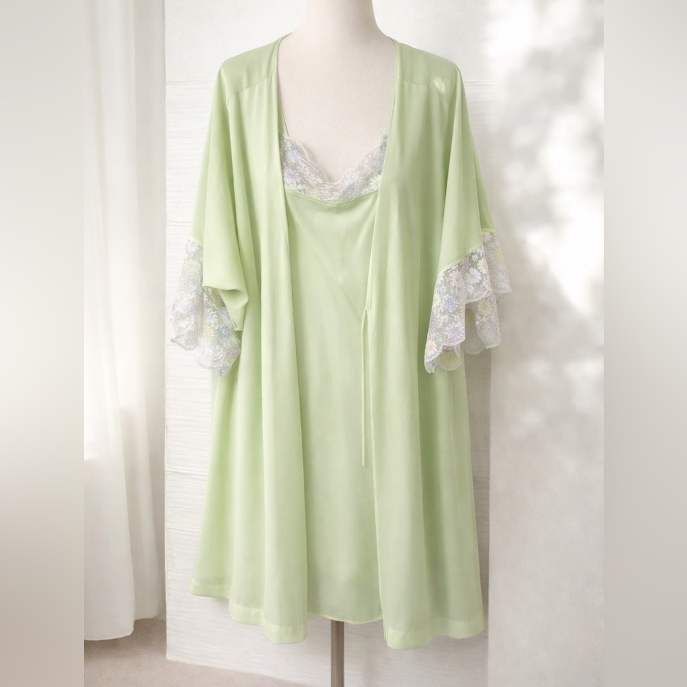 NWT Vtg Josie Natori Deadstock Lace Robe w slip Cottage Fairycore coquette S